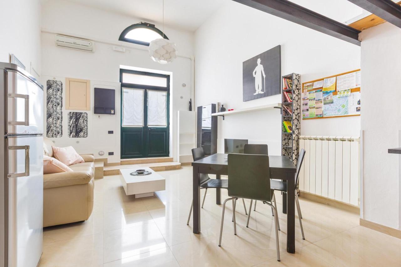 L'Appartamentino Holiday Home Lecce Exteriör bild