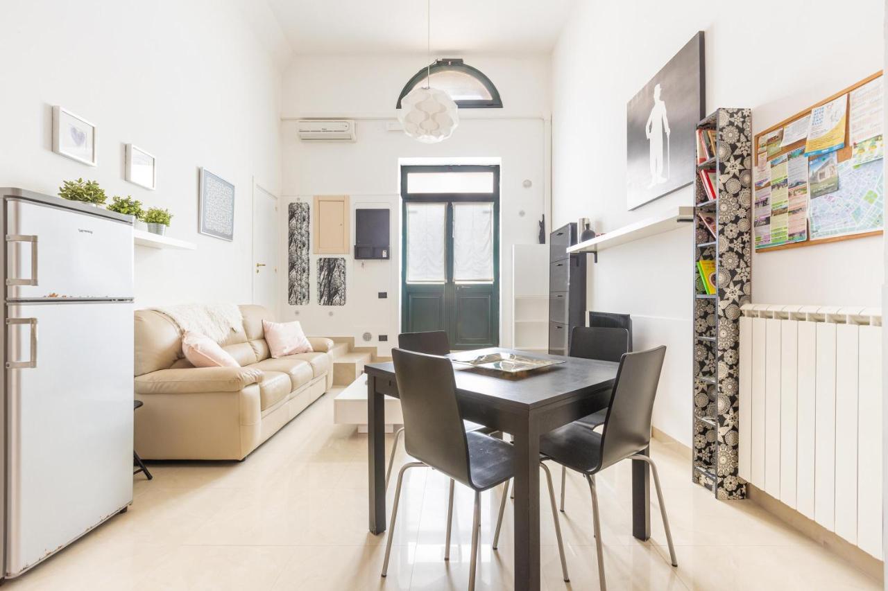 L'Appartamentino Holiday Home Lecce Exteriör bild